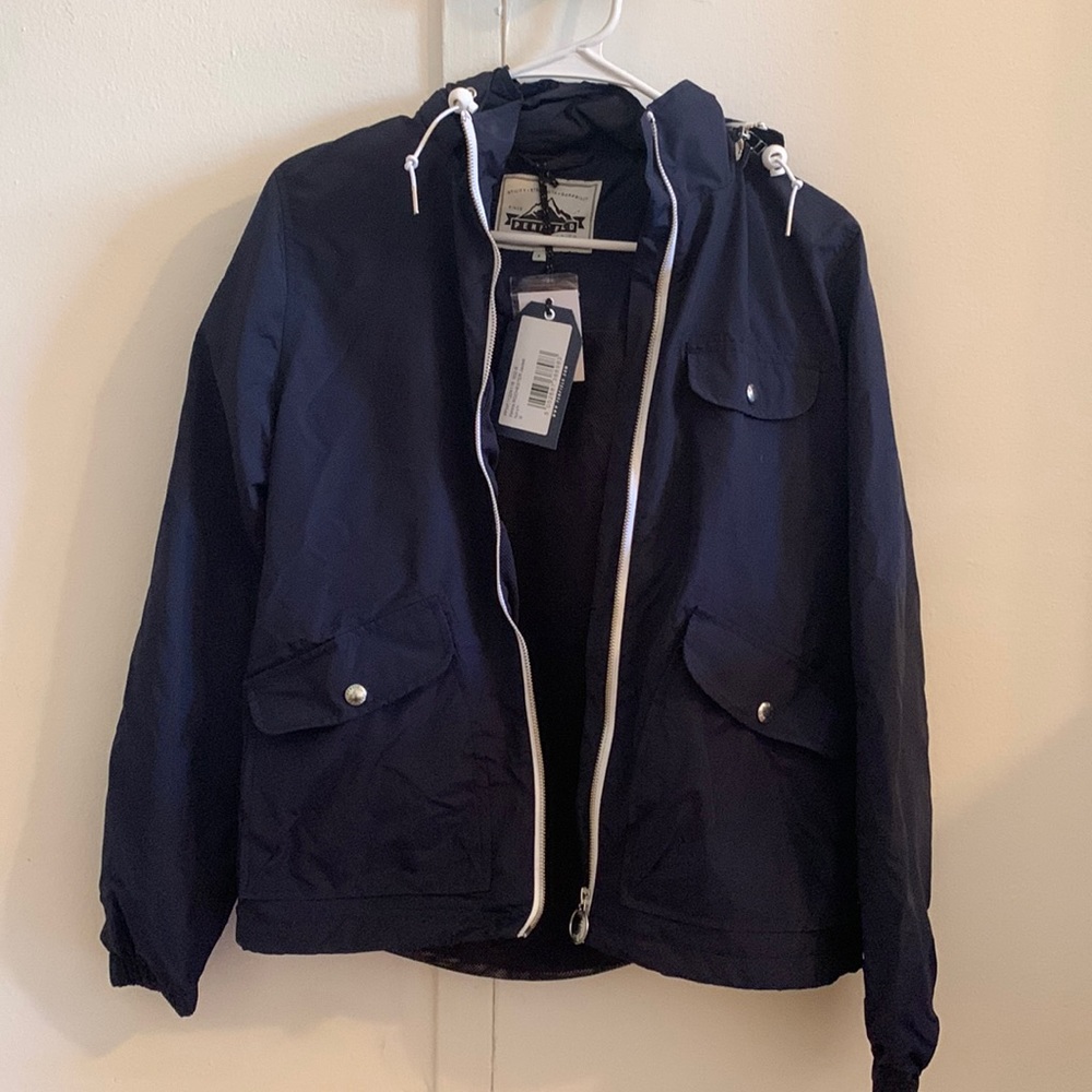 NWT Penfield Women’s Navy Raincoat size Small